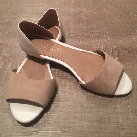 Aldo - Nude/Off white open toed flats NEW size 8