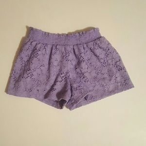 Children's Place Toddler Eyelet shorts  (4T)