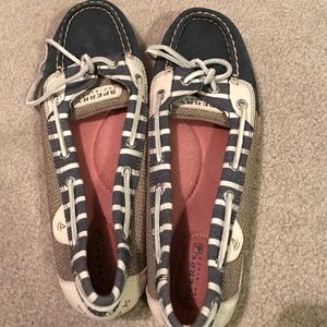 Striped sperry