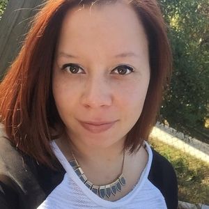 Meet your Posher, Denise