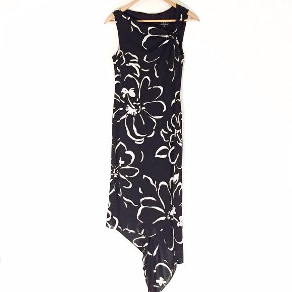David Meister Dresses & Skirts - David Meister Asymmetrical black floral dress