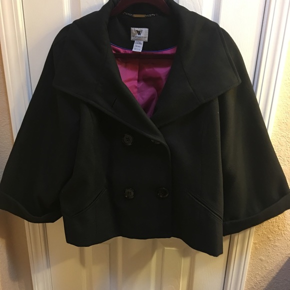 Three quarter sleeve pea coat