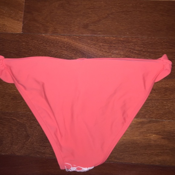 American Eagle Coral and White Lace Bikini Bottoms - Picture 3 of 3