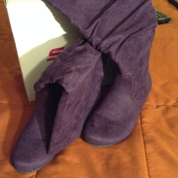 Knee Slouch Boots