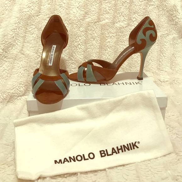Manolo Blahnik Shoes - 🎉🎉HP🎉🎉 NEW MANOLO BLAHNIK HEELS