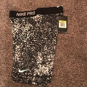 Nike Pro Dri Fit Base Layer