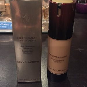 Kevyn Aucoin The Etherealist foundation
