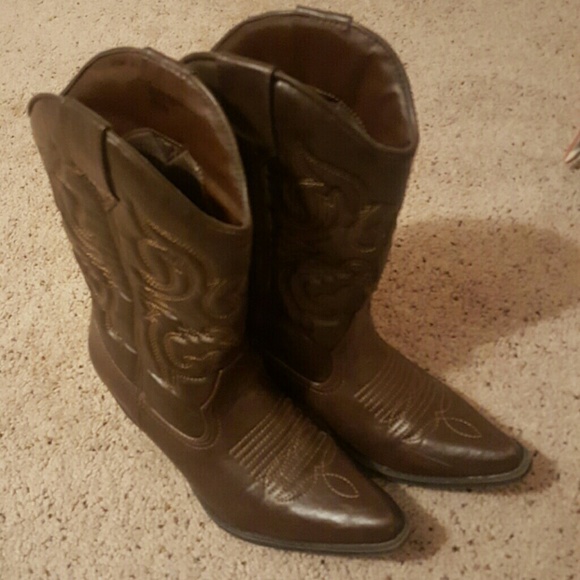 Excellent Condition cowgirl boots