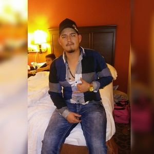 Meet your Posher, Uriel