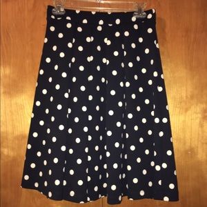 Le Lis. Size M. Navy-off white polka dot skirt.