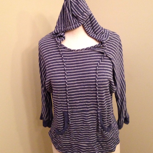 3 for $15 ⭐️ Just ginger striped hoodie hooded top XS S