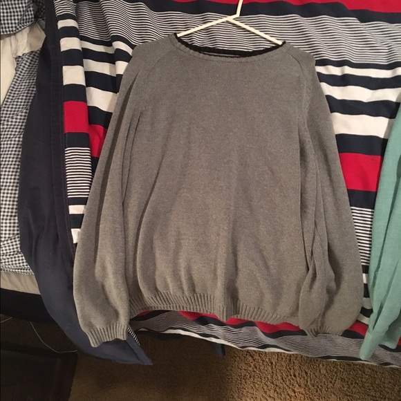 Basic Editions Gray Sweater Black outline