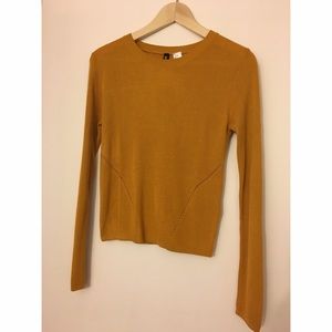 H&M mustard yellow crew neck sweater NWT
