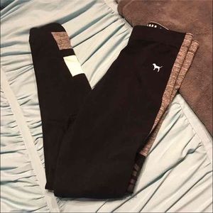 nwot vs pink yoga leggings