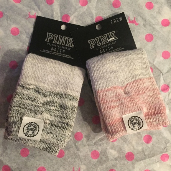 VS PINK Cozy Crew Sock Set (2)