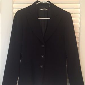 Tahari Blazer