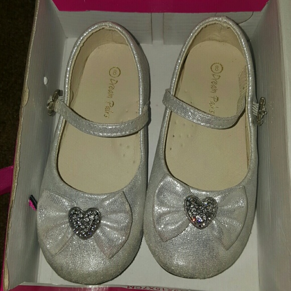 Dressy shoes