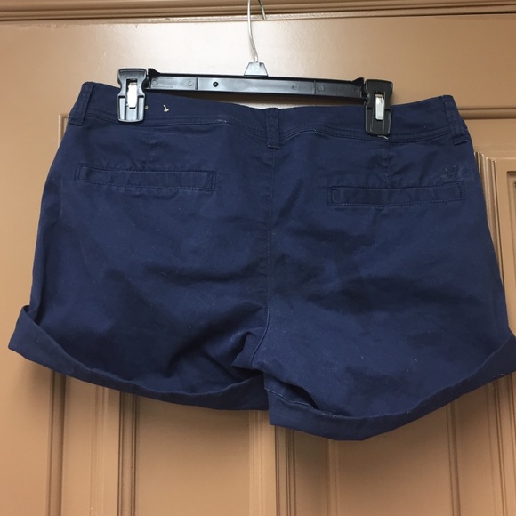 Shorts - Picture 2 of 2