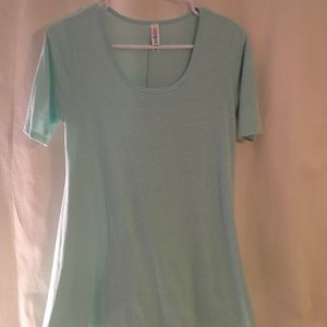 Lularoe XS Aquamarine Perfect T
