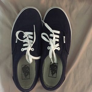 Navy blue boys Vans size 8