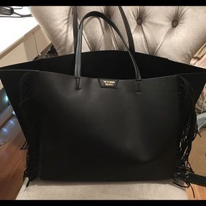 VS large black tote👜💁🏻‍♀️