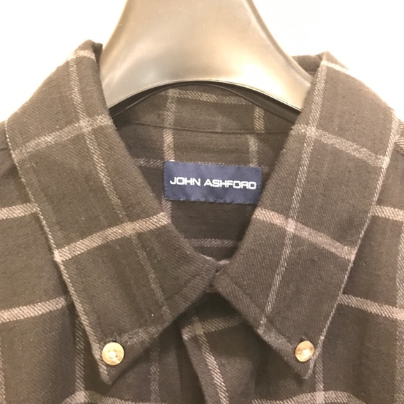 Mens Large Black Plaid Button-down by John Ashford - Picture 3 of 4