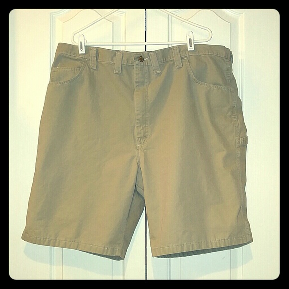 Men's Wrangler Beige Carpenter Shorts Size 44