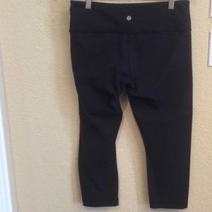 🍋Lululemon Wunder Under Crops