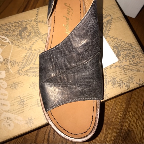 **SOLD** Free People Mont Blanc sandal zinc 37 - Picture 2 of 4