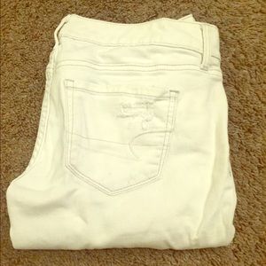 American Eagle White Distressed Skinny Jeans