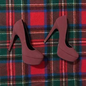 Women's Size 7 Pumps