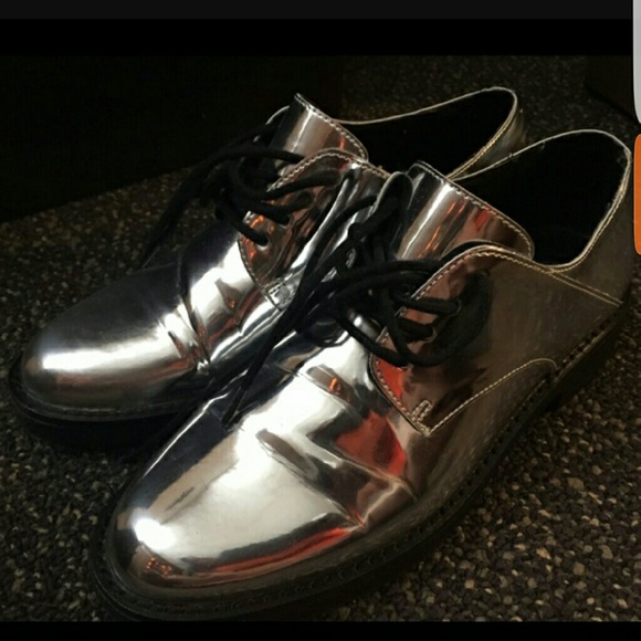 Chrome/Silver Oxfords