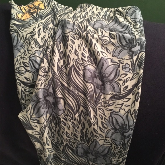 LuLaRoe OS leggings