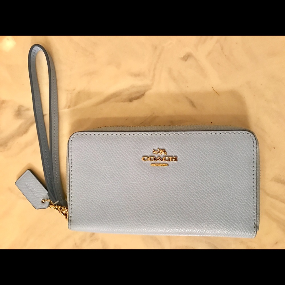 *SOLD*  Coach wristlet wallet