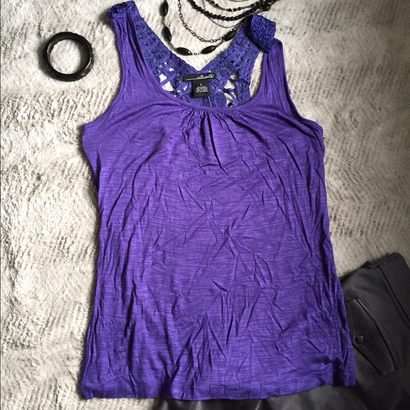 Lace Threaded back Purple Tank - Picture 2 of 3