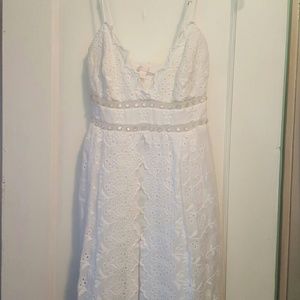 White lace dress