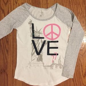 Girls Ling Sleeve T. Size 10