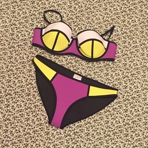 Geometric neoprene swim suit