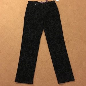 Gloria Vanderbilt corduroys