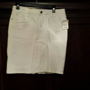 Earl jean white denim mini skirt