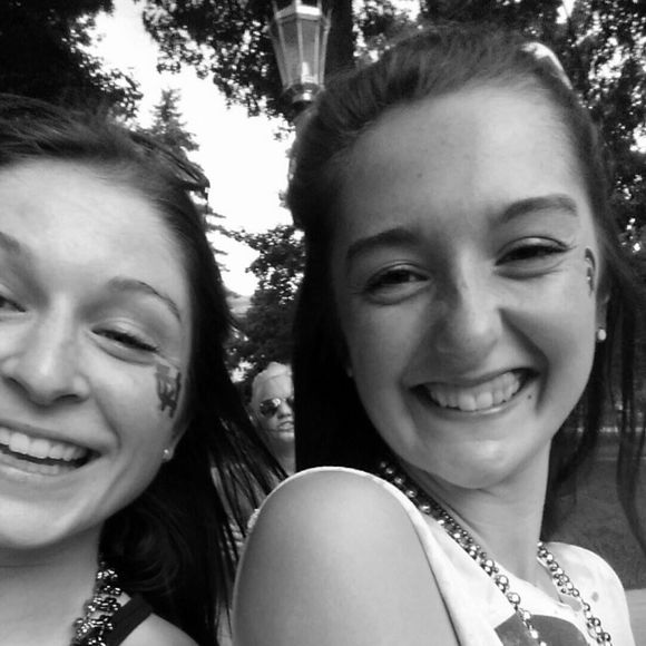 Meet your Posher, Taylor