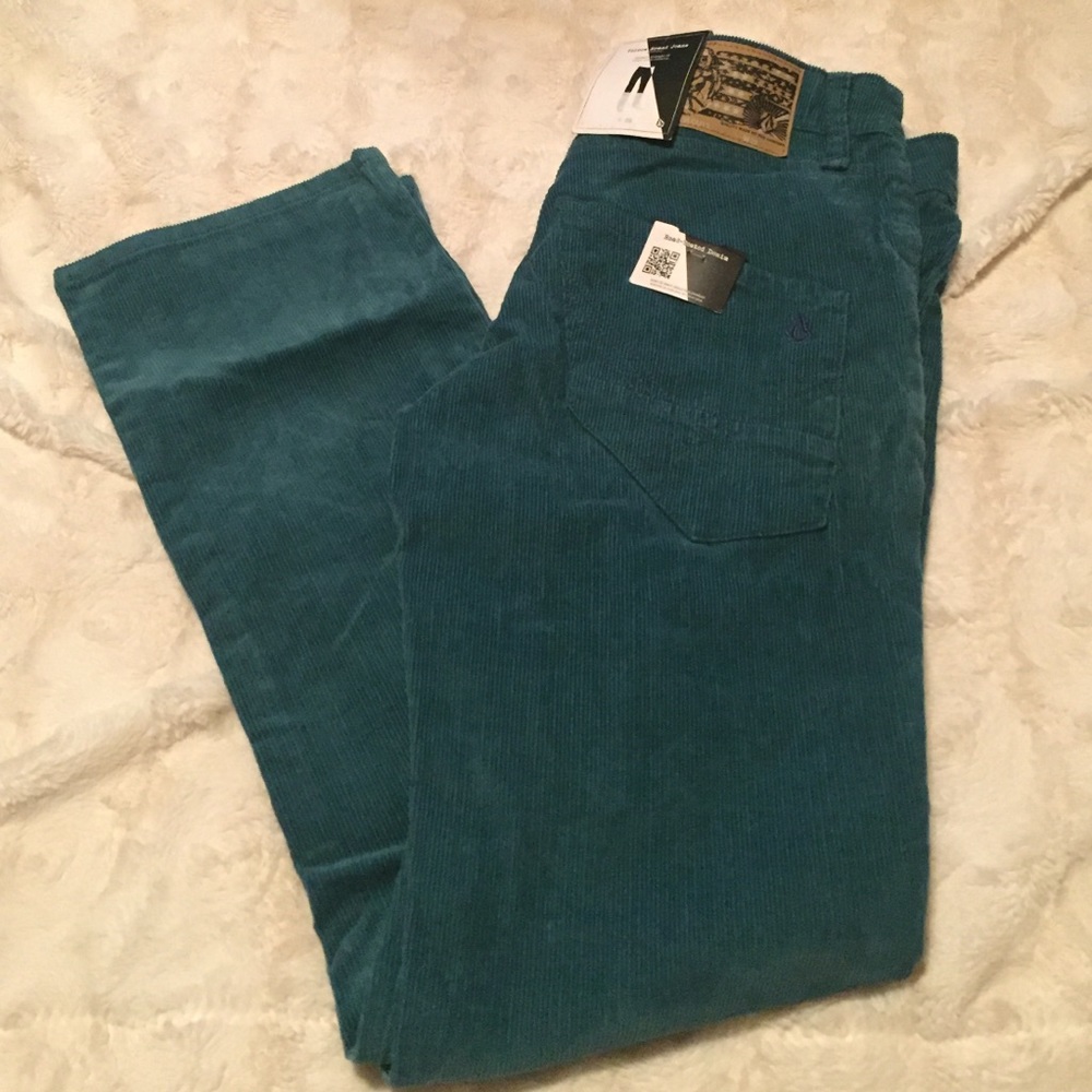 New with tags volcom jeans