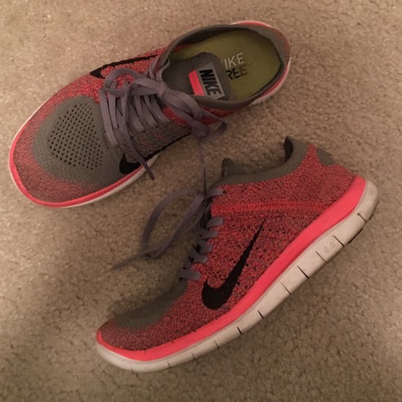 Nike Flyknit frees - Picture 1 of 3