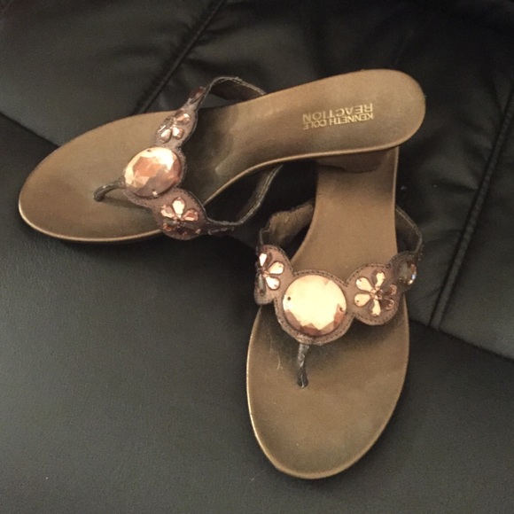 Kenneth Cole Reaction brown sandals