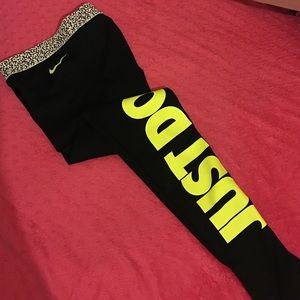 Nike "JUST DO IT." Leggings. XS