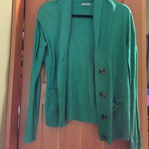 Green boyfriend sweater