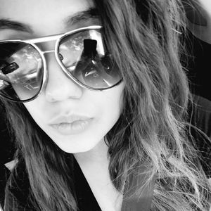 Meet your Posher, Viviana
