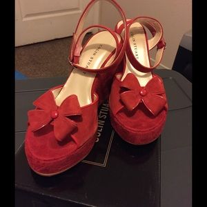 Colin Stuart -Red Bow Platform sandals