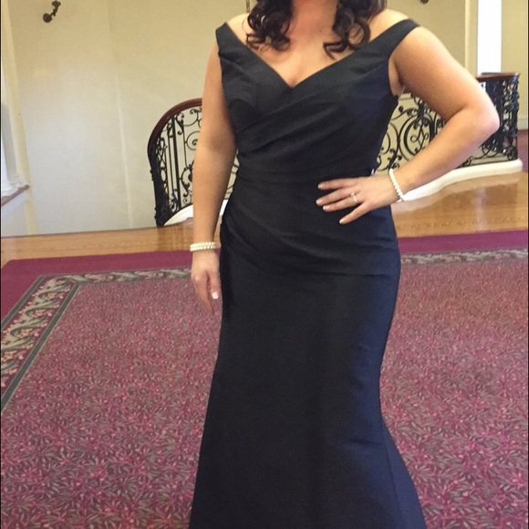 Black mermaid gown