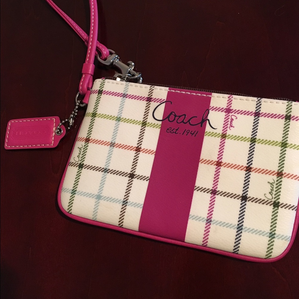 NWOT Coach wristlet
